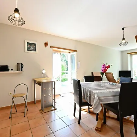 Prázdninový dům Miossens-lanusse, 2 Pieces, 2 Personnes - Fr-1-384-299 *